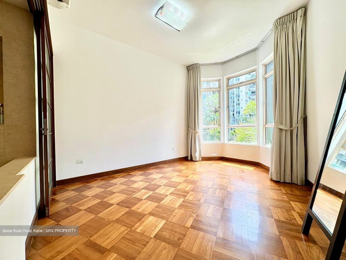 Hillington Green (D23), Condominium #504599351